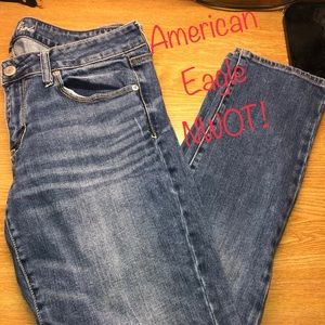 🚨SOLD🚨NWOT American Eagle Jeans